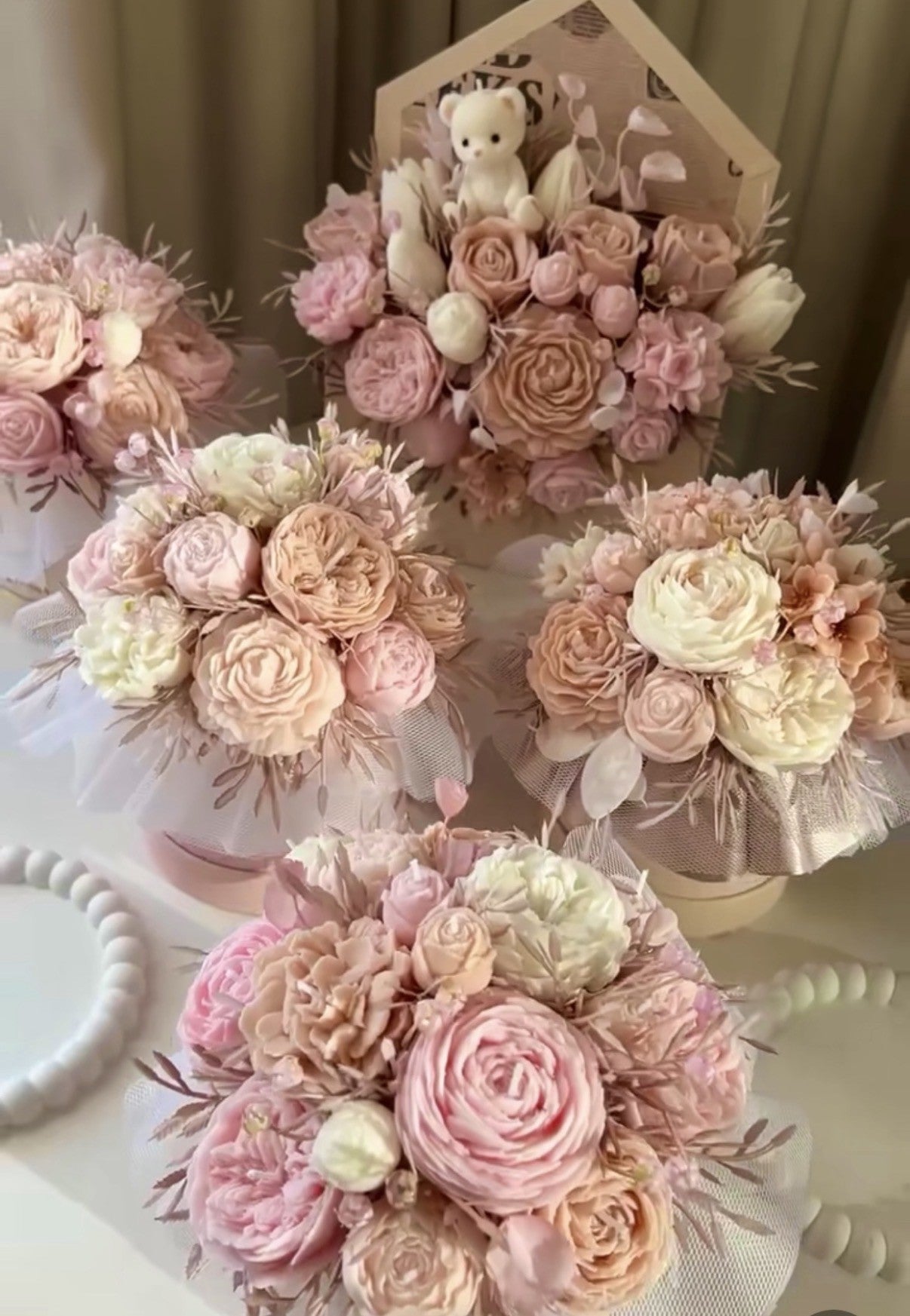 Blush Pink Wedding Candle Bouquet / Ramo de Velas Rosa Polvoso — Florece